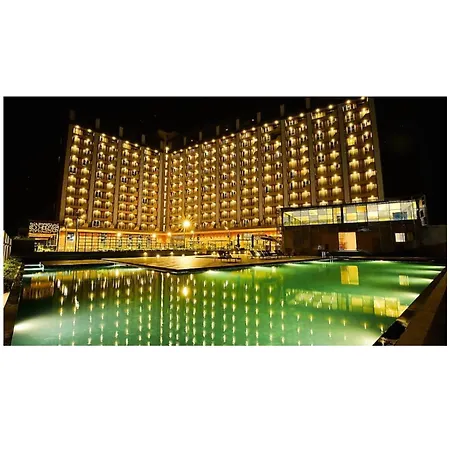 Weekend Address By Honest Homes Surat Exterior photo