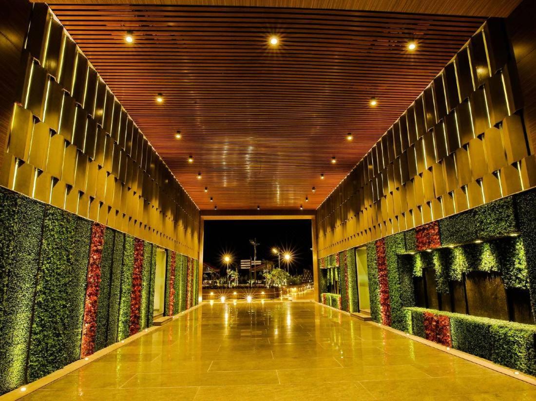 Weekend Address By Honest Homes Surat