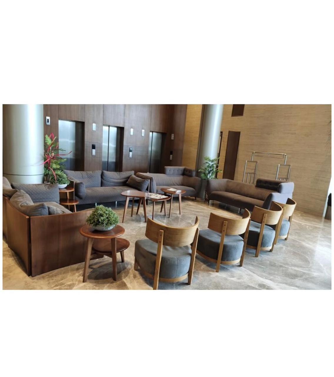 Weekend Address By Honest Homes Apartment Surat